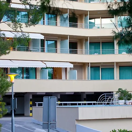 Residence Apartments Anamaria Podstrana Exterior photo