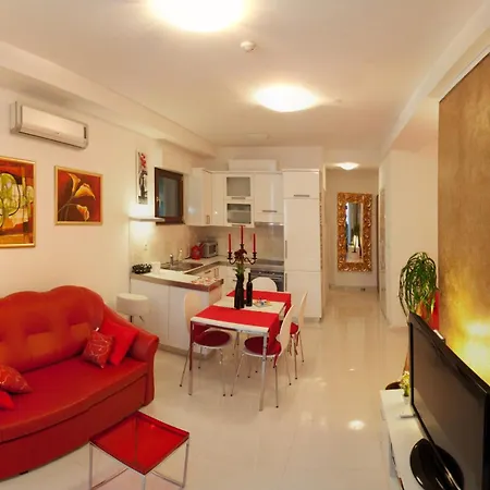 Residence Apartments Anamaria Podstrana Exterior photo